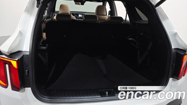 Kia Sorento (IV) HEV 1.6 2WD Signature 2024 — фото 17