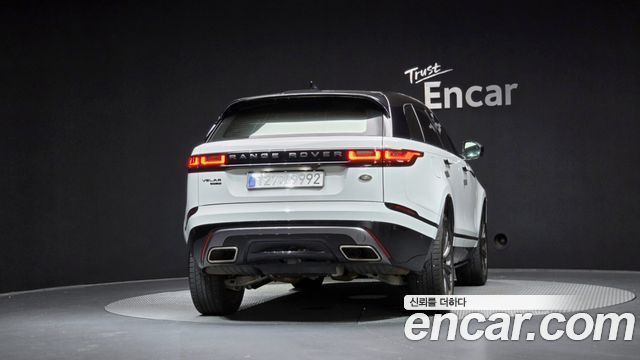 Land Rover Range Rover Velar 3.0 D300 R-Dynamic SE 2018 — фото 4