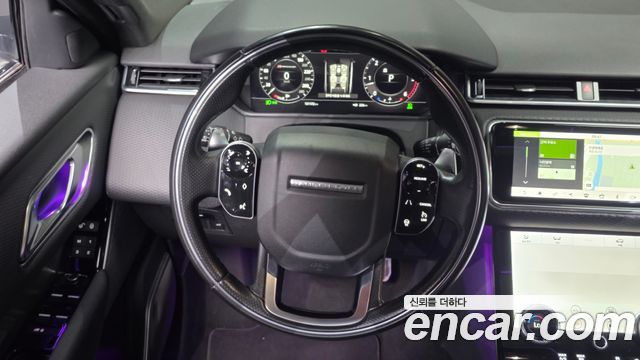 Land Rover Range Rover Velar 3.0 D300 R-Dynamic SE 2018 — фото 13