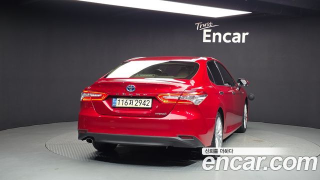 Toyota Camry (XV70) 2.5 XLE Hybrid 2019 — фото 4