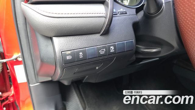 Toyota Camry (XV70) 2.5 XLE Hybrid 2019 — фото 17