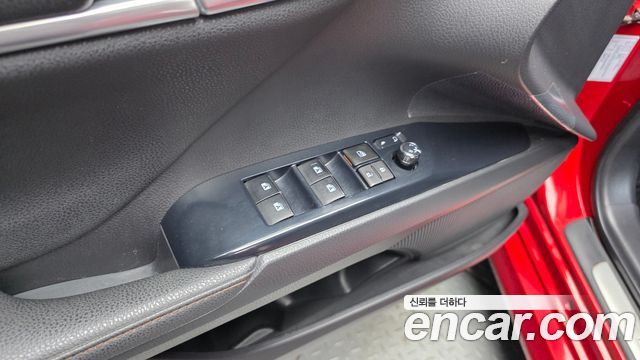 Toyota Camry (XV70) 2.5 XLE Hybrid 2019 — фото 18