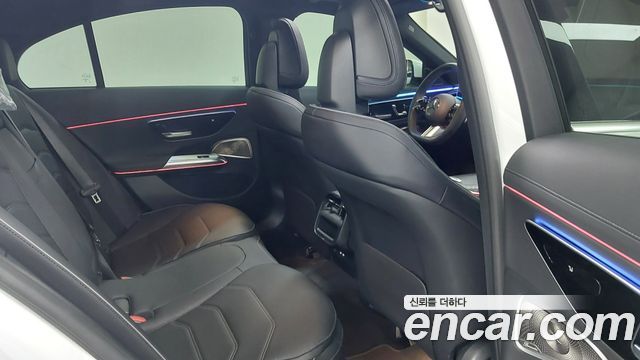 Mercedes-Benz E-Class (W214) E300 4MATIC AMG Line 2024 — фото 10