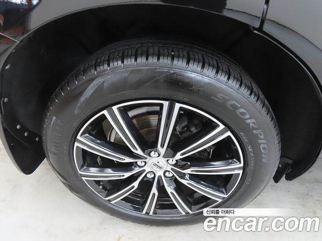 Volvo XC60 (II) T6 Inscription 2018 — фото 24