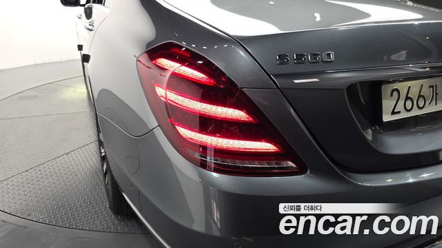 Mercedes-Benz S-Class (W222) S560L 4MATIC 2020 — фото 23