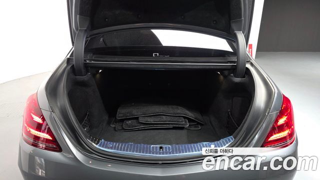 Mercedes-Benz S-Class (W222) S560L 4MATIC 2020 — фото 35