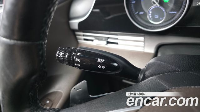 Hyundai Grandeur Hybrid (IG) Premium 2022 — фото 18