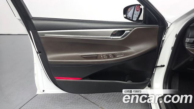 Hyundai Grandeur Hybrid (IG) Premium 2022 — фото 24