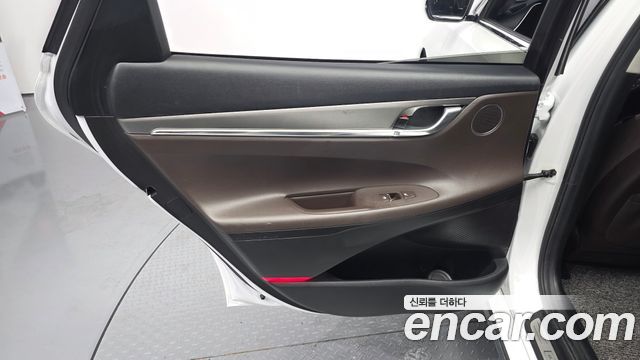 Hyundai Grandeur Hybrid (IG) Premium 2022 — фото 25