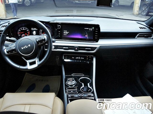 Kia K5 (III) 2.0 Prestige 2022 — фото 16
