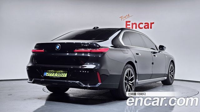 BMW 7 Series (G70) 740i xDrive M Sport 2025 — фото 2
