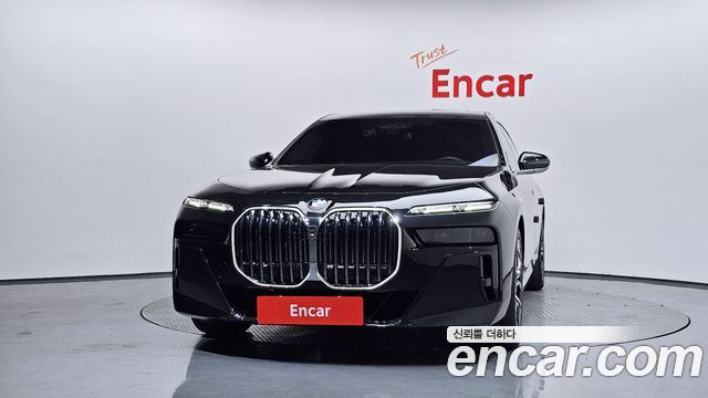 BMW 7 Series (G70) 740i xDrive M Sport 2025 — фото 3
