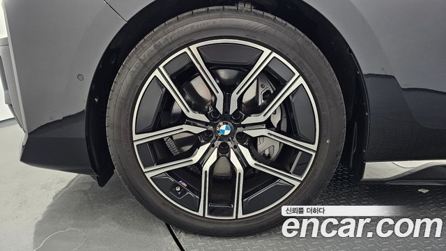 BMW 7 Series (G70) 740i xDrive M Sport 2025 — фото 5