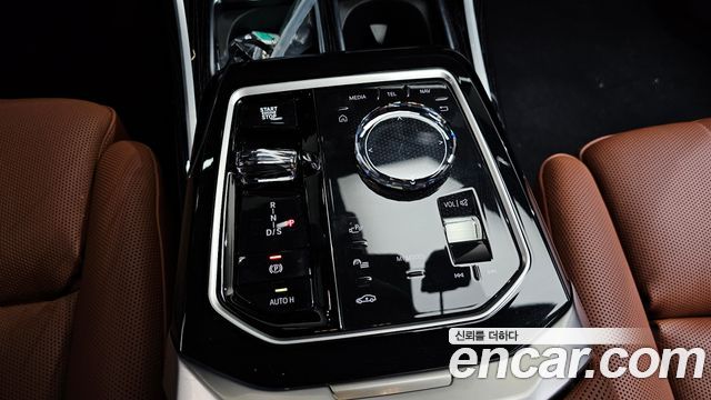 BMW 7 Series (G70) 740i xDrive M Sport 2025 — фото 9