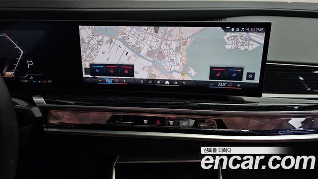 BMW 7 Series (G70) 740i xDrive M Sport 2025 — фото 18