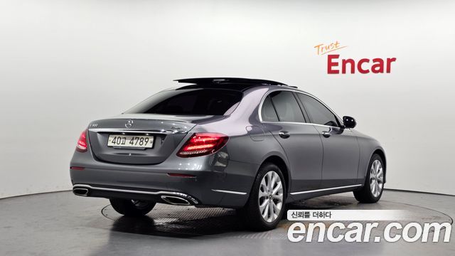 Mercedes-Benz E-Class (W213) E300 4MATIC Exclusive 2019 — фото 2