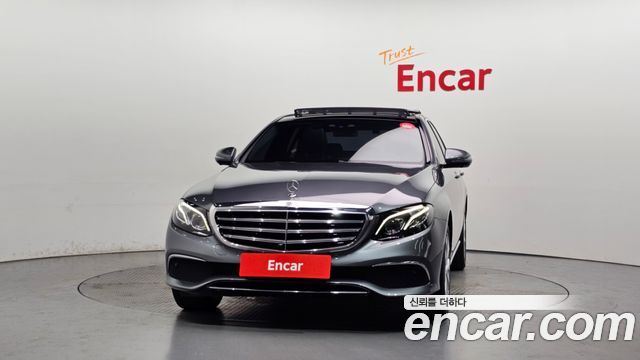 Mercedes-Benz E-Class (W213) E300 4MATIC Exclusive 2019 — фото 3