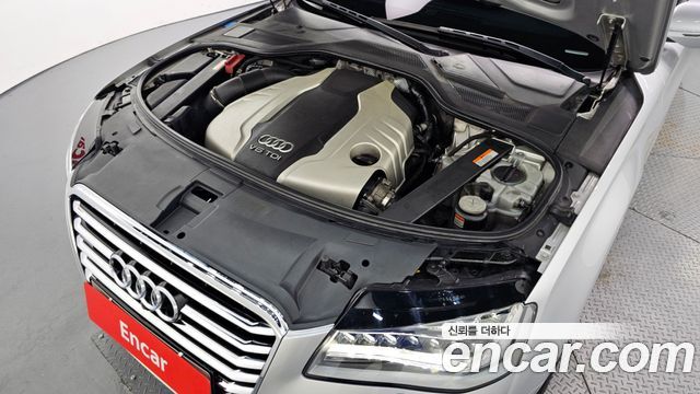 Audi A8 3.0 TDI Quattro LWB D4 2013 — фото 6