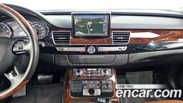 Audi A8 3.0 TDI Quattro LWB D4 2013 — фото 13