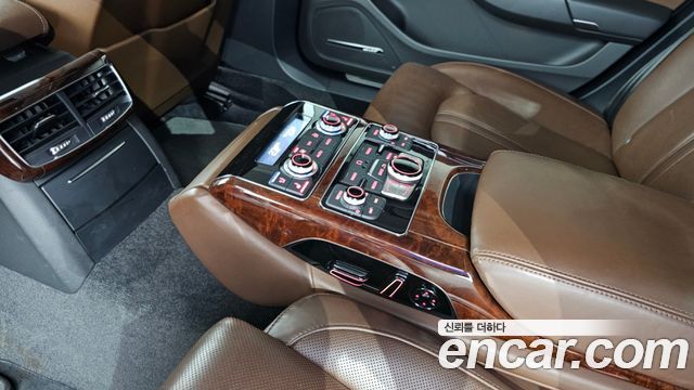 Audi A8 3.0 TDI Quattro LWB D4 2013 — фото 16
