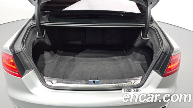 Audi A8 3.0 TDI Quattro LWB D4 2013 — фото 18
