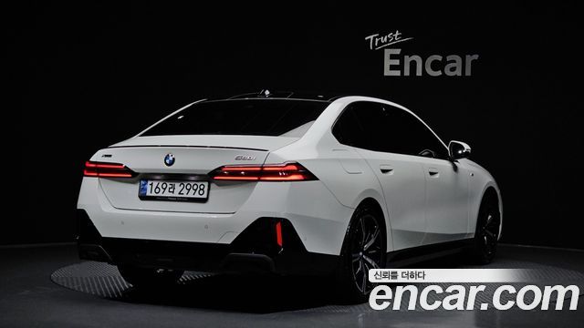 BMW 5 Series (G60) 530i xDrive M Sport Pro Special Edition 2025 — фото 2