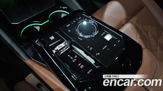 BMW 5 Series (G60) 530i xDrive M Sport Pro Special Edition 2025 — фото 9