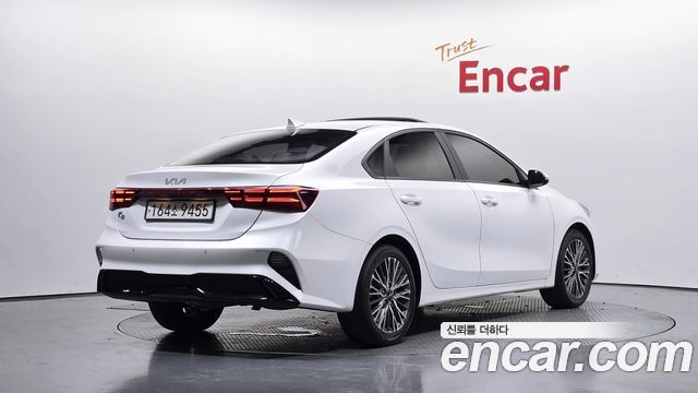 Kia K3 (II) 1.6 Prestige 2022 — фото 2