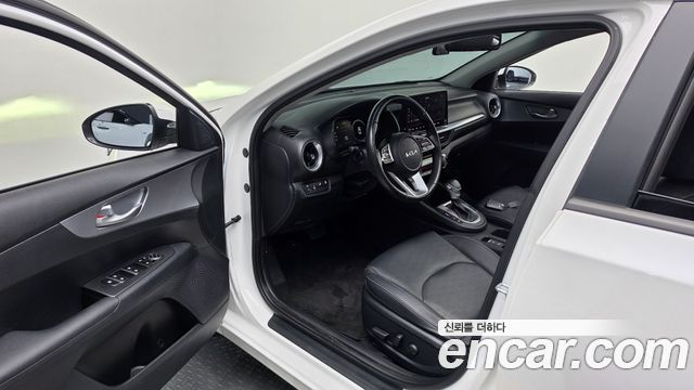 Kia K3 (II) 1.6 Prestige 2022 — фото 10