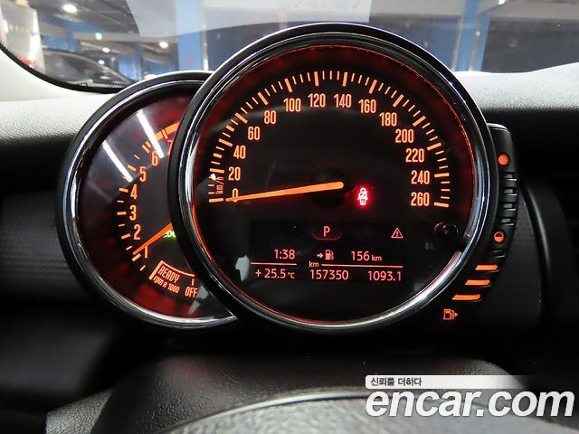 MINI Cooper Standard Third Generation 2016 — фото 8