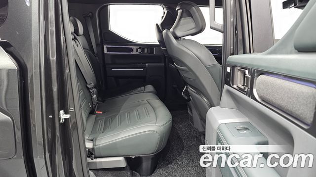 Kia Tasman 2.5T Gasoline 4WD Extreme 2026 — фото 12