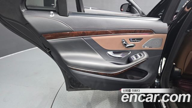 Mercedes-Benz S-Class (W222) S560L 4MATIC 2019 — фото 25