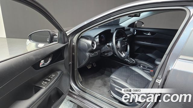 Kia K3 (II) 1.6 Prestige 2023 — фото 10