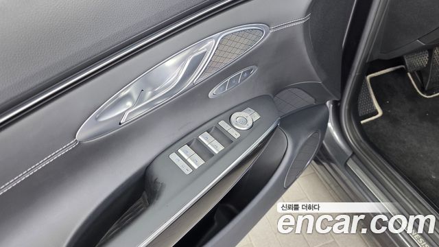 Genesis GV70 2.5T Gasoline 2WD 2022 — фото 35
