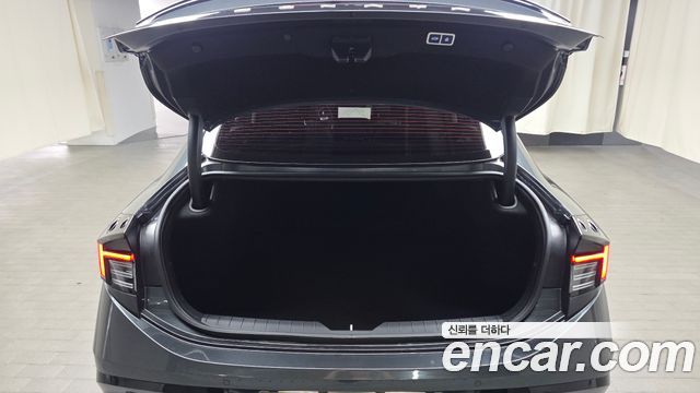 Hyundai Sonata The Edge (DN8) 2.0 Exclusive 2025 — фото 24