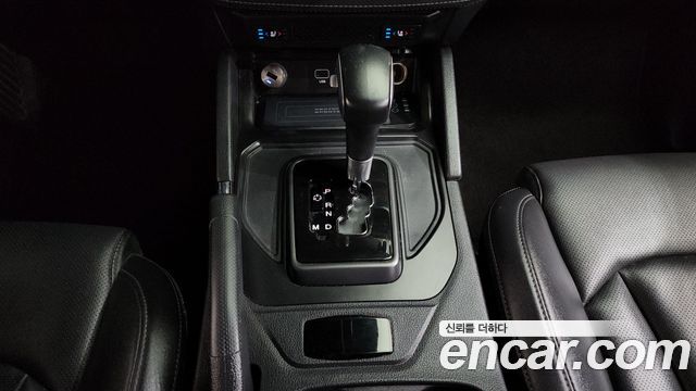 KG Mobility (SsangYong) Rexton Sports Khan Diesel 2.2 2WD Prestige 2021 — фото 9