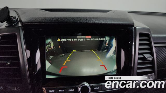 KG Mobility (SsangYong) Rexton Sports Khan Diesel 2.2 2WD Prestige 2021 — фото 13