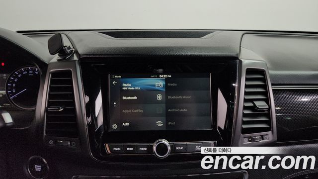 KG Mobility (SsangYong) Rexton Sports Khan Diesel 2.2 2WD Prestige 2021 — фото 30
