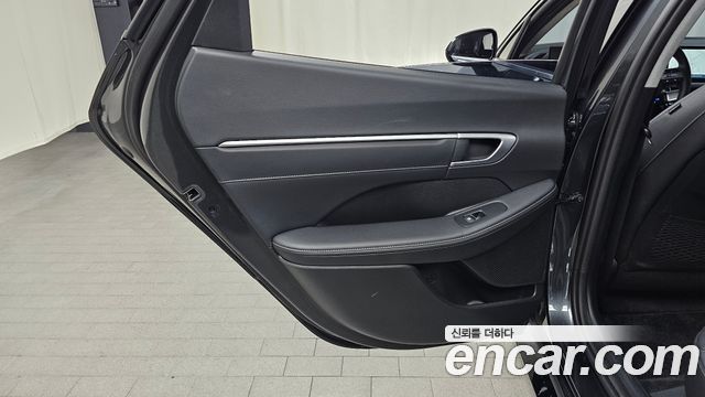 Hyundai Sonata The Edge (DN8) 2.0 Exclusive 2025 — фото 31