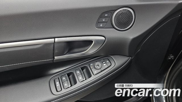 Hyundai Sonata The Edge (DN8) 2.0 Exclusive 2025 — фото 33