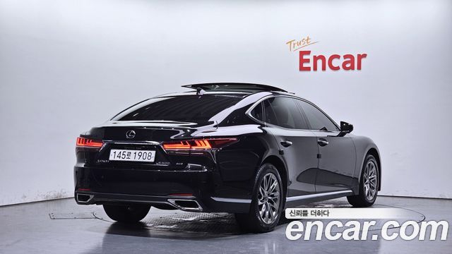 Lexus LS500 (V) 3.5 Luxury AWD 2019 — фото 2