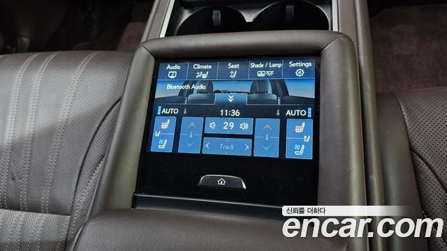 Lexus LS500 (V) 3.5 Luxury AWD 2019 — фото 18