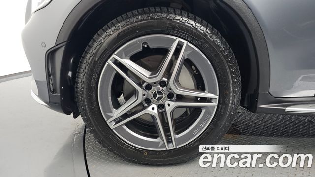 Mercedes-Benz GLC-Class (X253) GLC220 d 4MATIC Coupe 2022 — фото 5