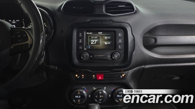 Jeep Renegade 2.4 Longitude 2017 — фото 12
