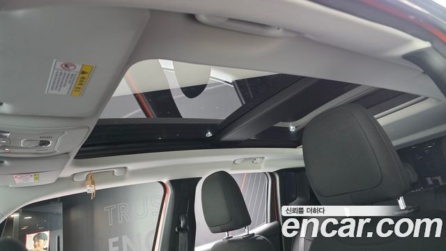 Jeep Renegade 2.4 Longitude 2017 — фото 15