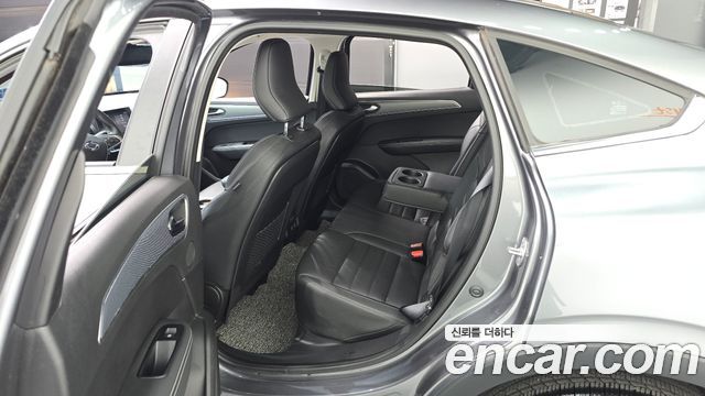 Renault Korea XM3 1.6 GTe RE 2023 — фото 11