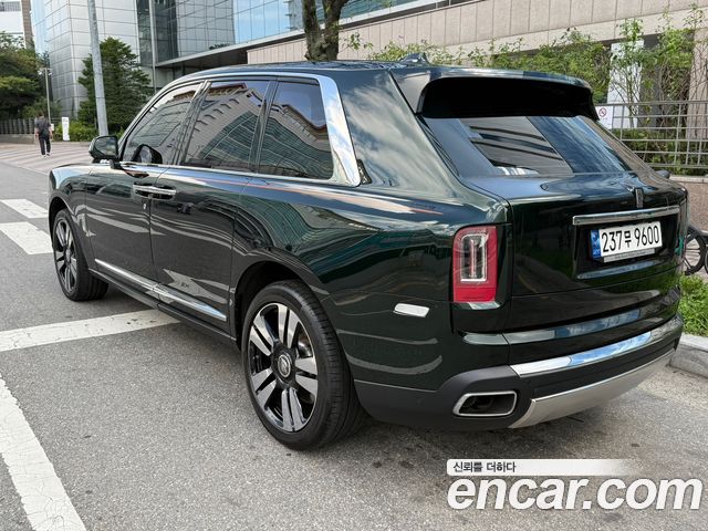 Rolls-Royce Cullinan 6.7 V12 2023 — фото 2