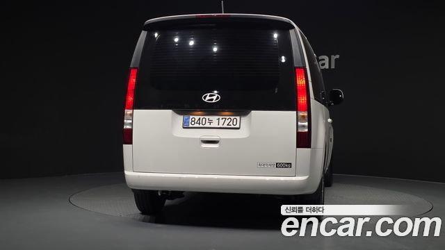 Hyundai Staria L3.5 Cargo 5-Seater Modern 2025 — фото 4