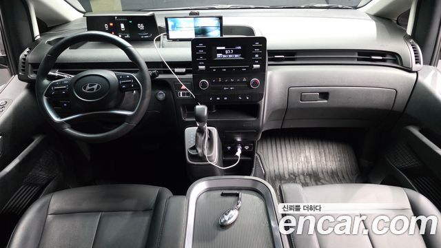 Hyundai Staria L3.5 Cargo 5-Seater Modern 2025 — фото 7