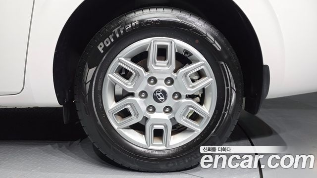 Hyundai Staria L3.5 Cargo 5-Seater Modern 2025 — фото 21